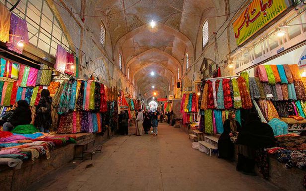 بازار وکیل