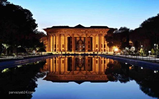 کاخ چهل ستون_جاذبه های گردشگری اصفهان_پروازیاب24