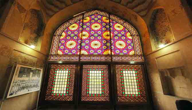 ارگ کریم خان زند کجاست؟
